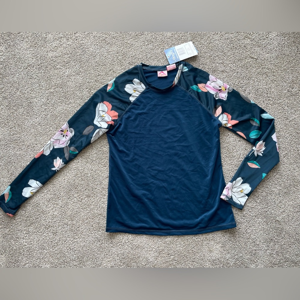NEW Womens Rashguard- Size Medium